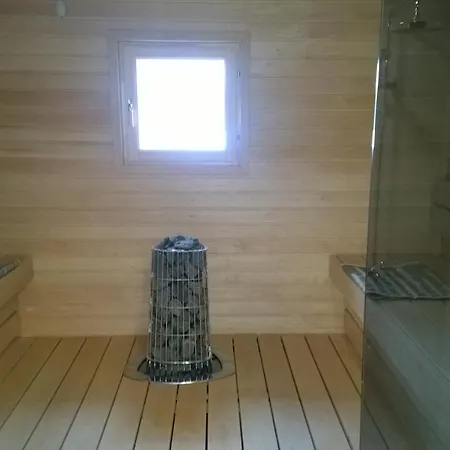 Loydon Kartano Holiday Homes וילה Ristiina